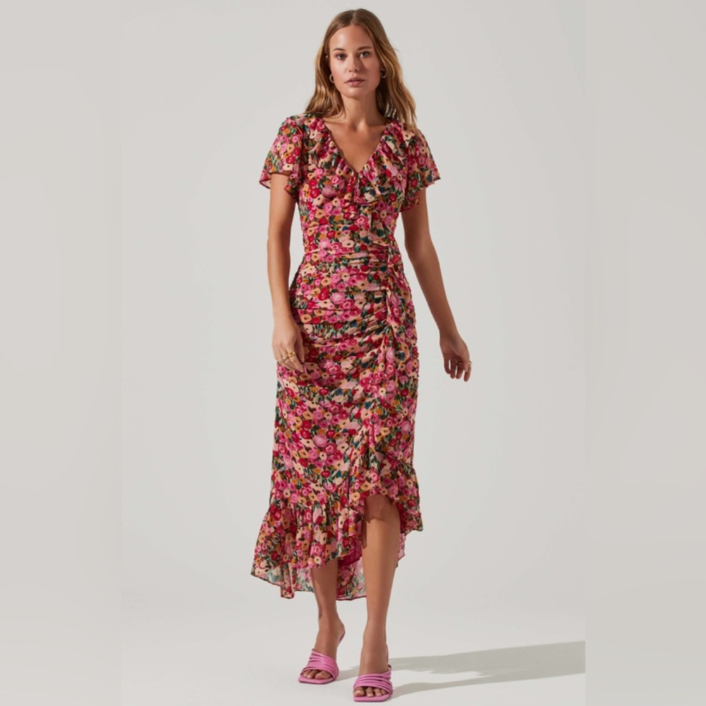 ASTR Vilma floral dress